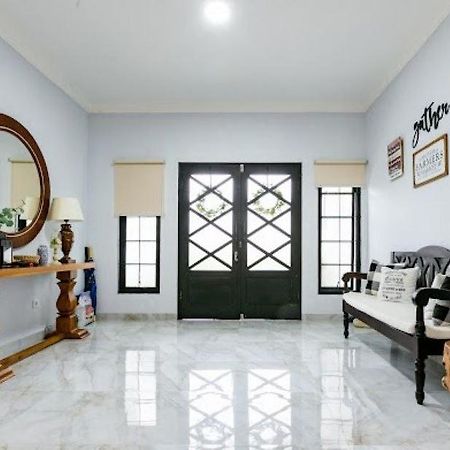 Stylish Villa At Green Apple U 35A Cipanas Puncak Sindanglaya Екстер'єр фото